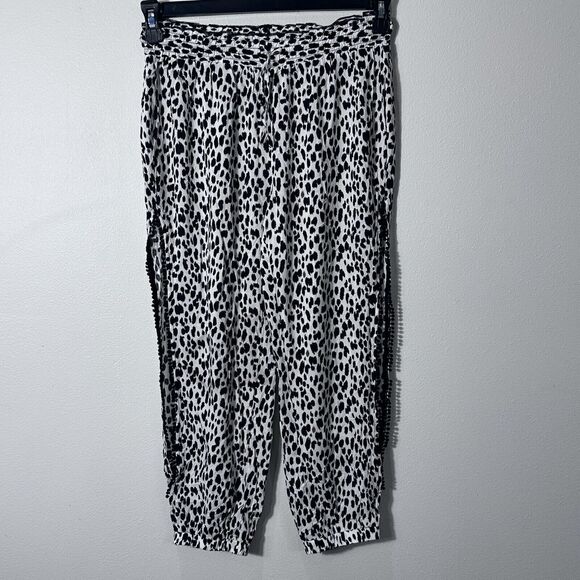 New Victoria's Secret Cheetah Print Slit Leg Pant Women Size S Vacation Swimsuit - Picture 1 of 9